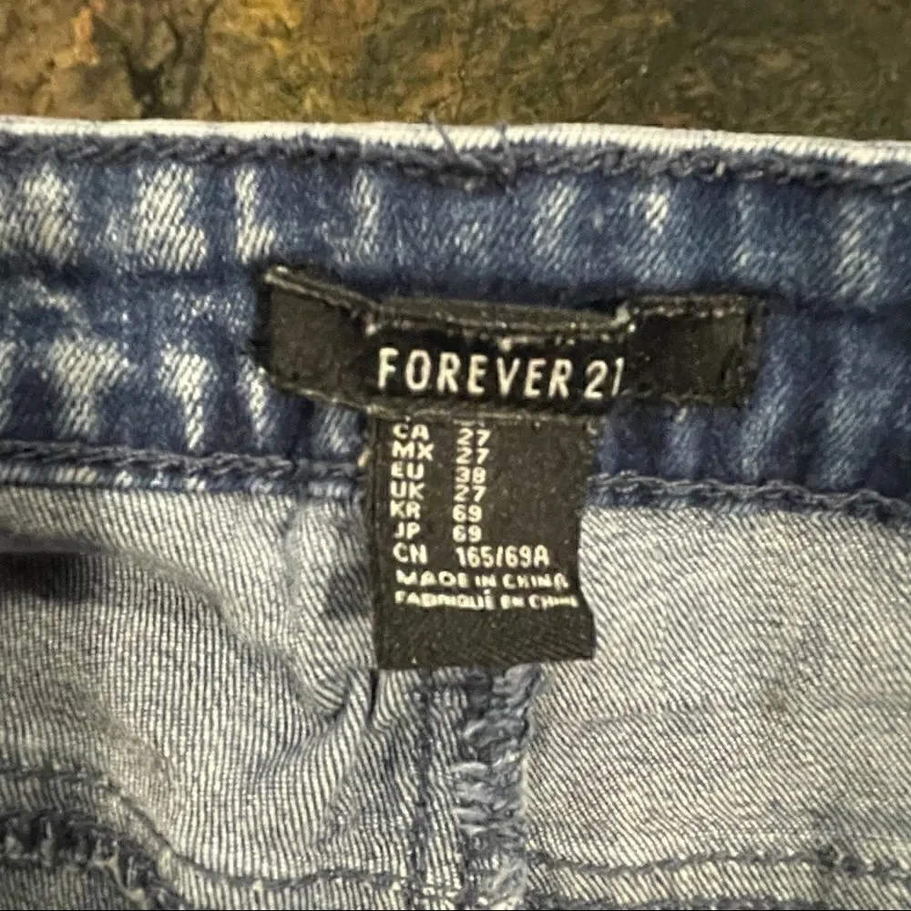 Jean shorts lot sz 3/27 forever 21 acid wash